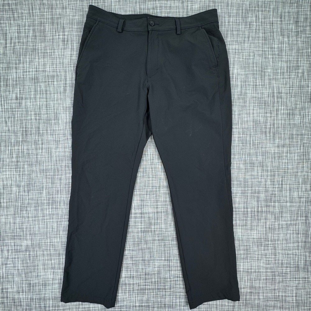 Under Armour Mens Golf Pants 38x32 Black Flat Front Performance Polyester Chino